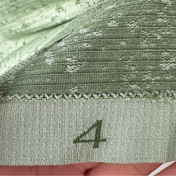 LULULEMON green swiftly tech long sleeve race length - Picture 10 of 10